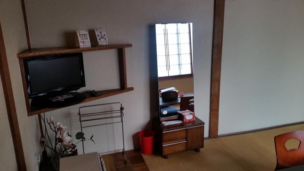 Henmi Ryokan Хакодате Стая снимка